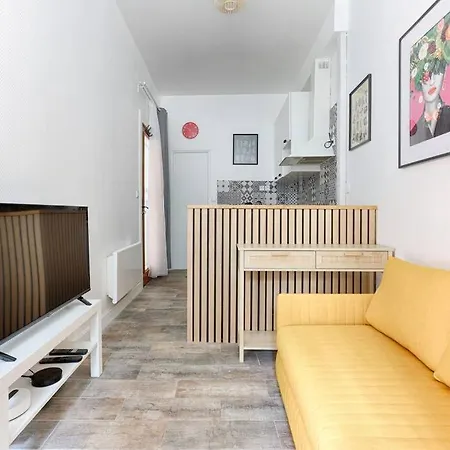 Apartment Republique Canal St Martin Charming *